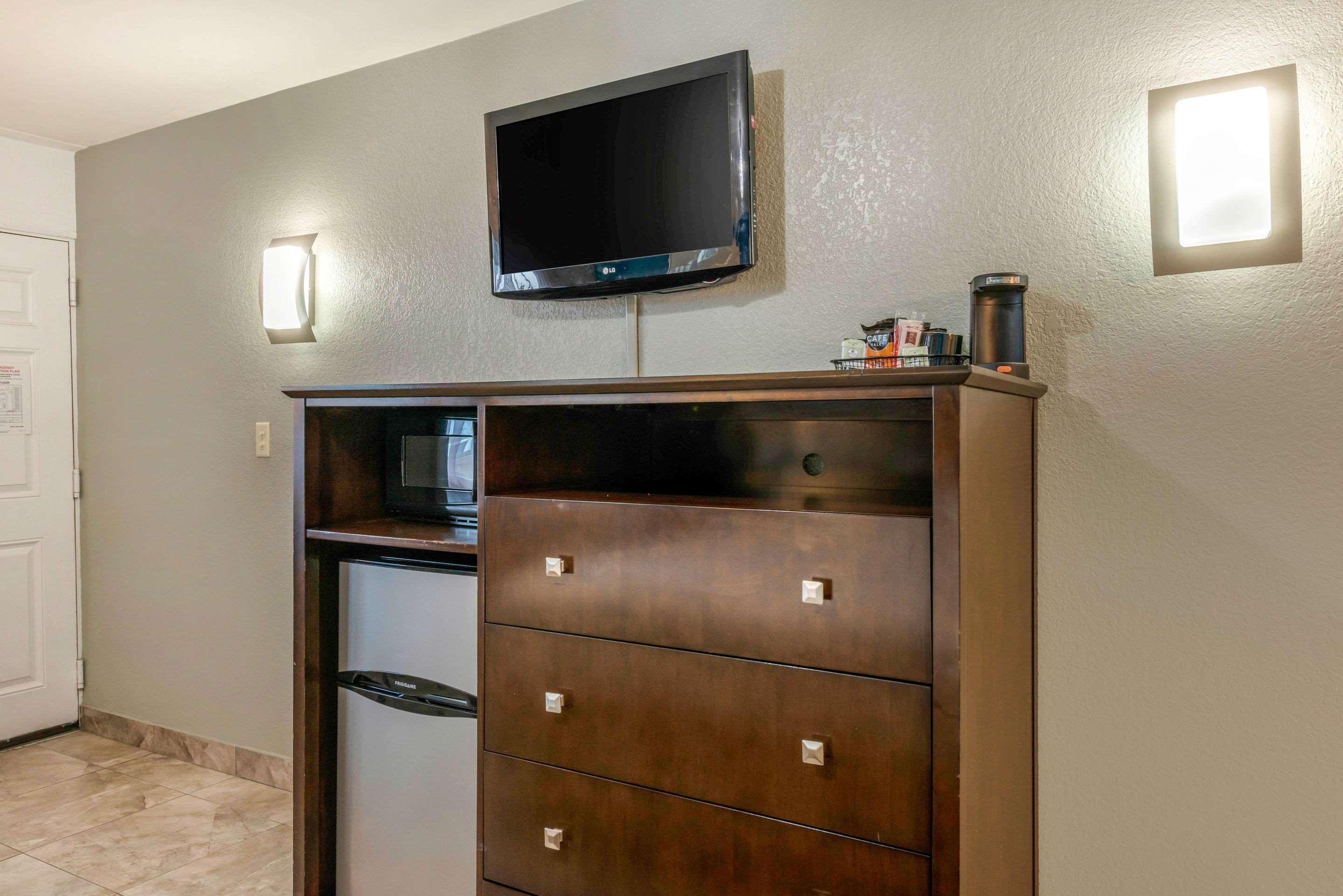 Quality Inn And Conference Center Tampa-Brandon Heartland Kültér fotó