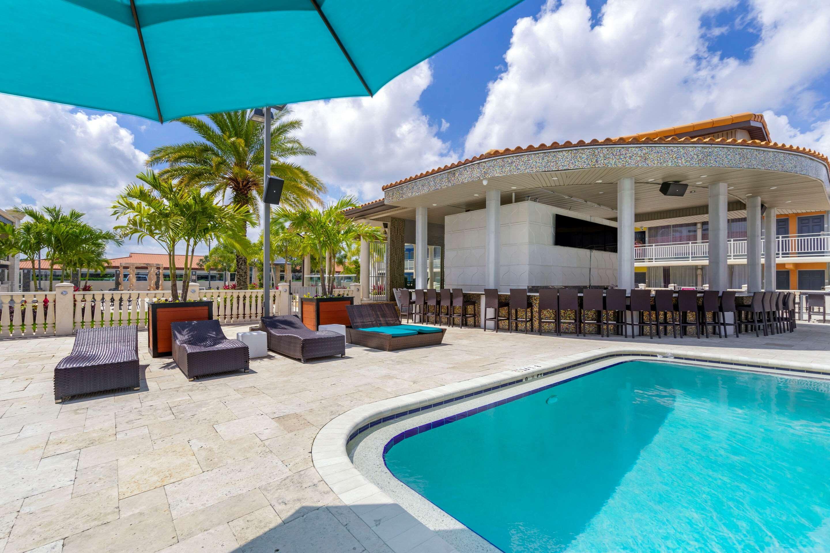 Quality Inn And Conference Center Tampa-Brandon Heartland Kültér fotó
