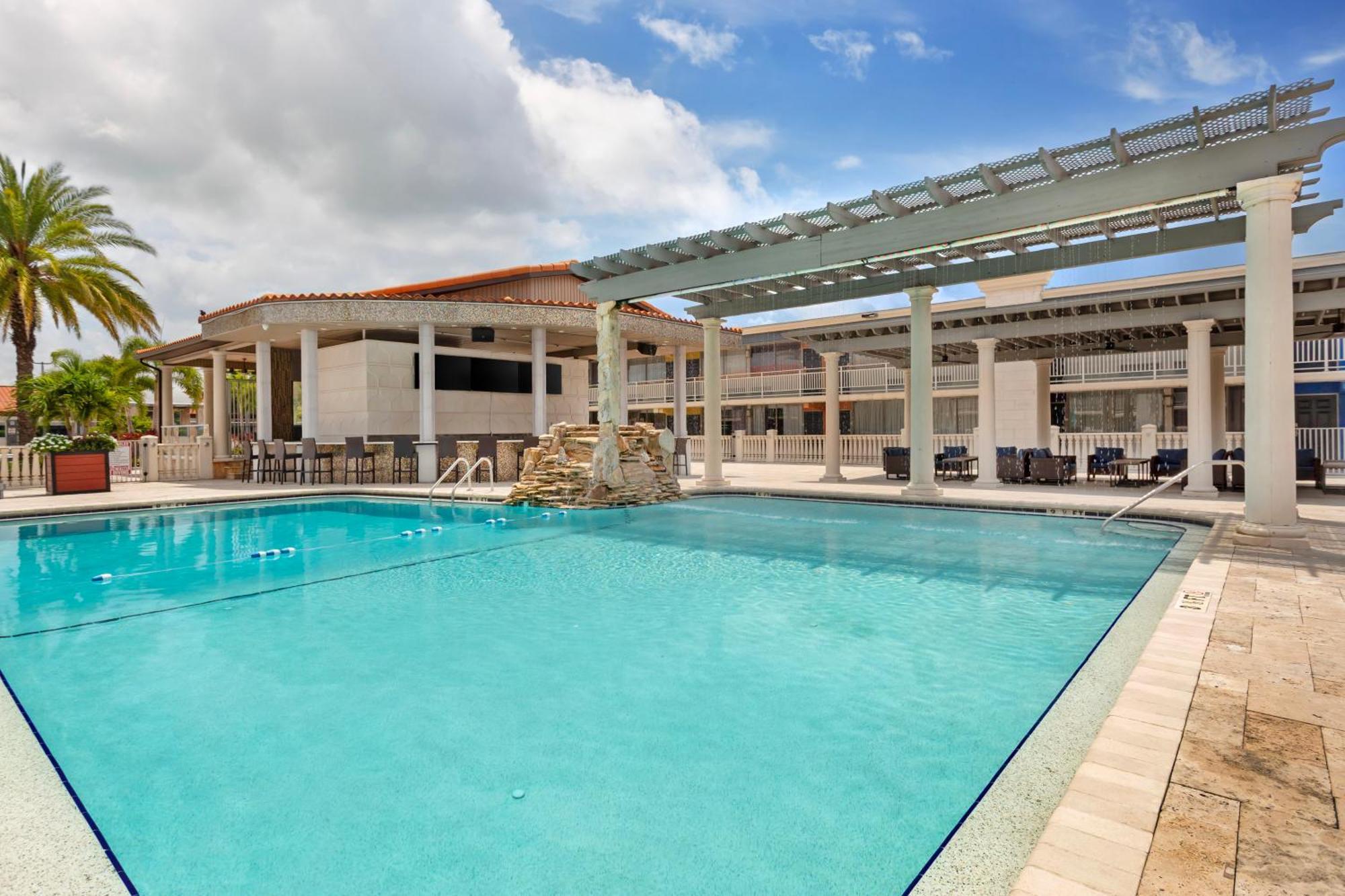 Quality Inn And Conference Center Tampa-Brandon Heartland Kültér fotó