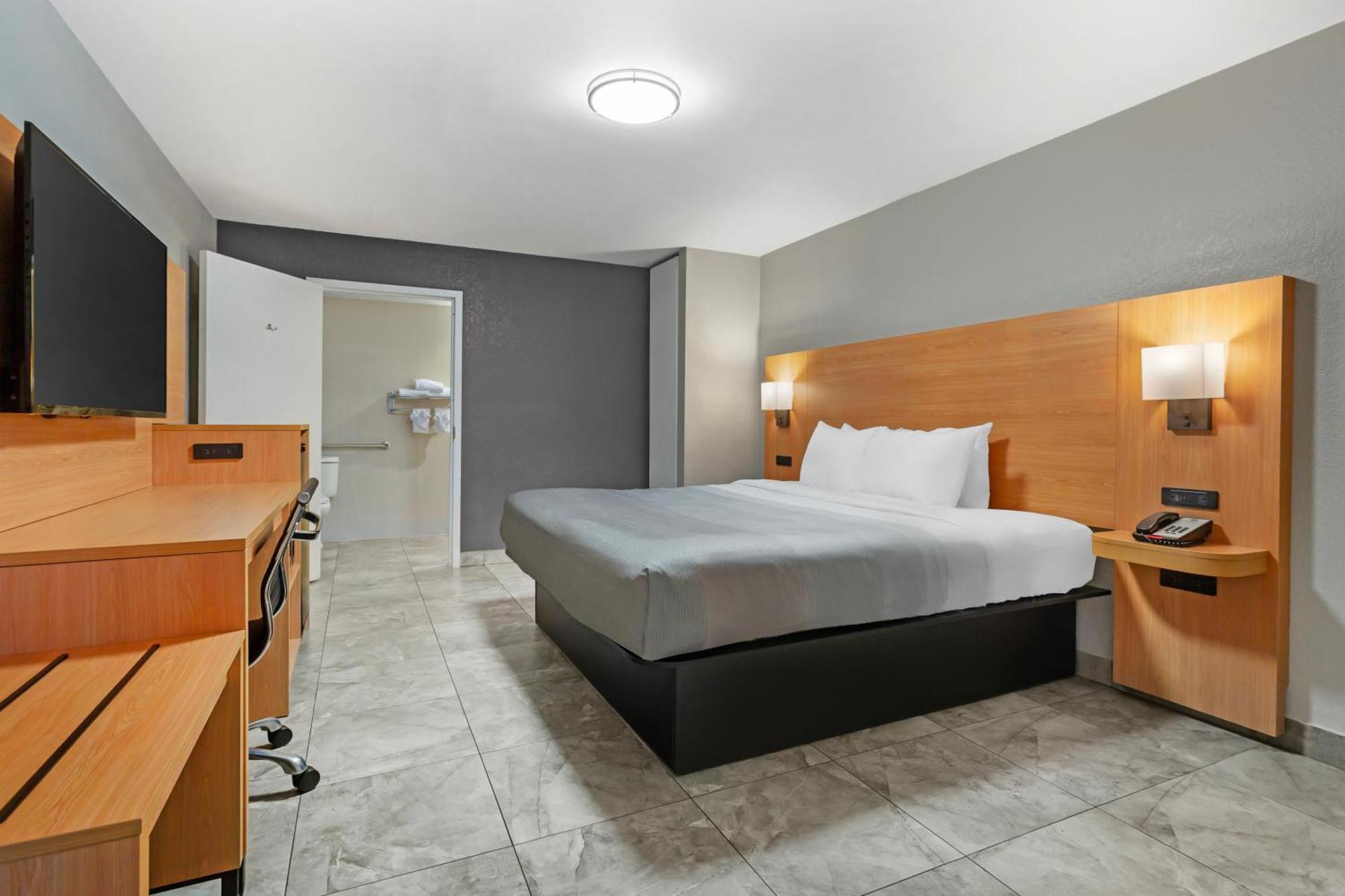 Quality Inn And Conference Center Tampa-Brandon Heartland Kültér fotó